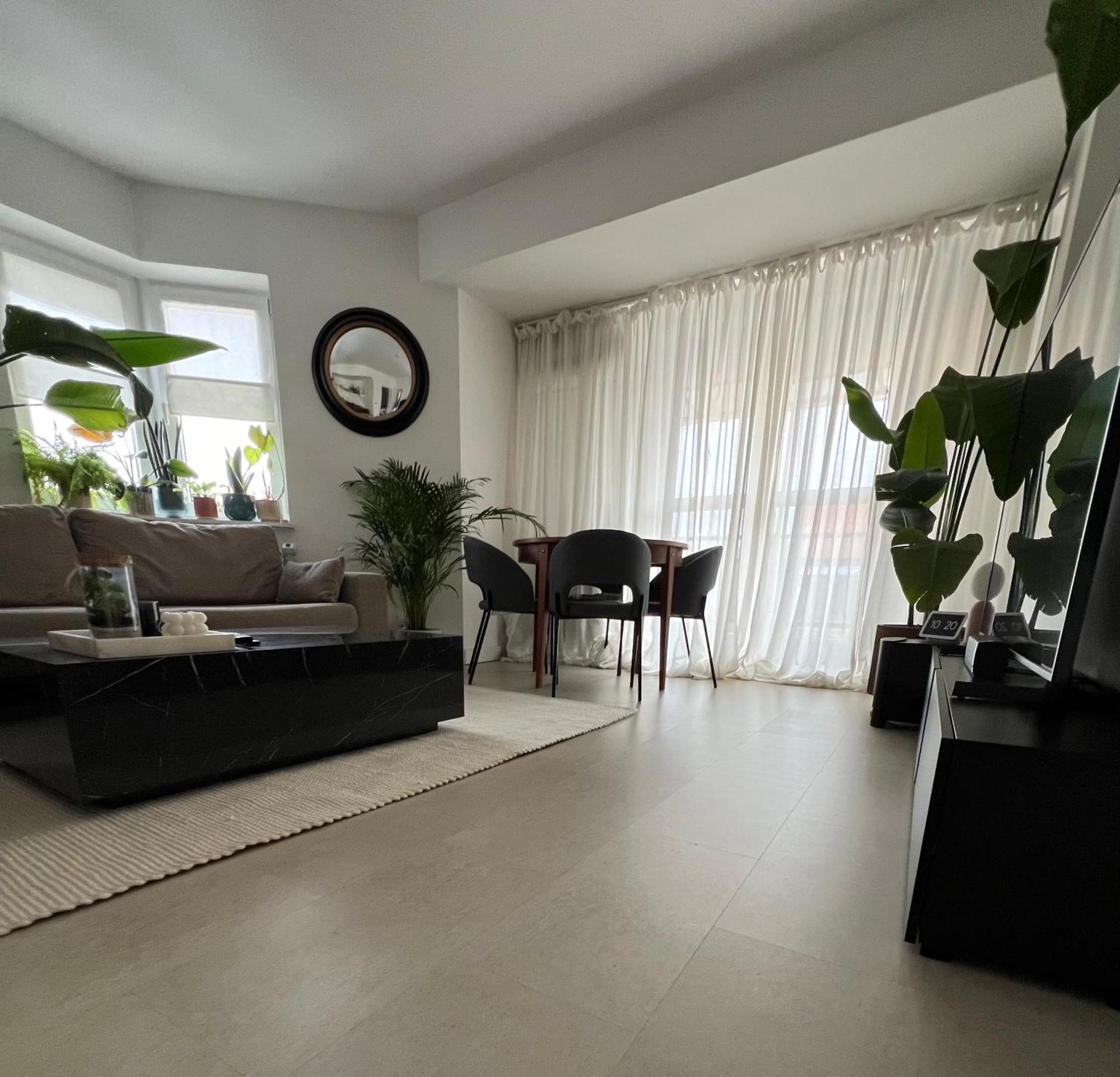 Dwupoziomowe Mieszkanie Z Ogrodkiem Apartment